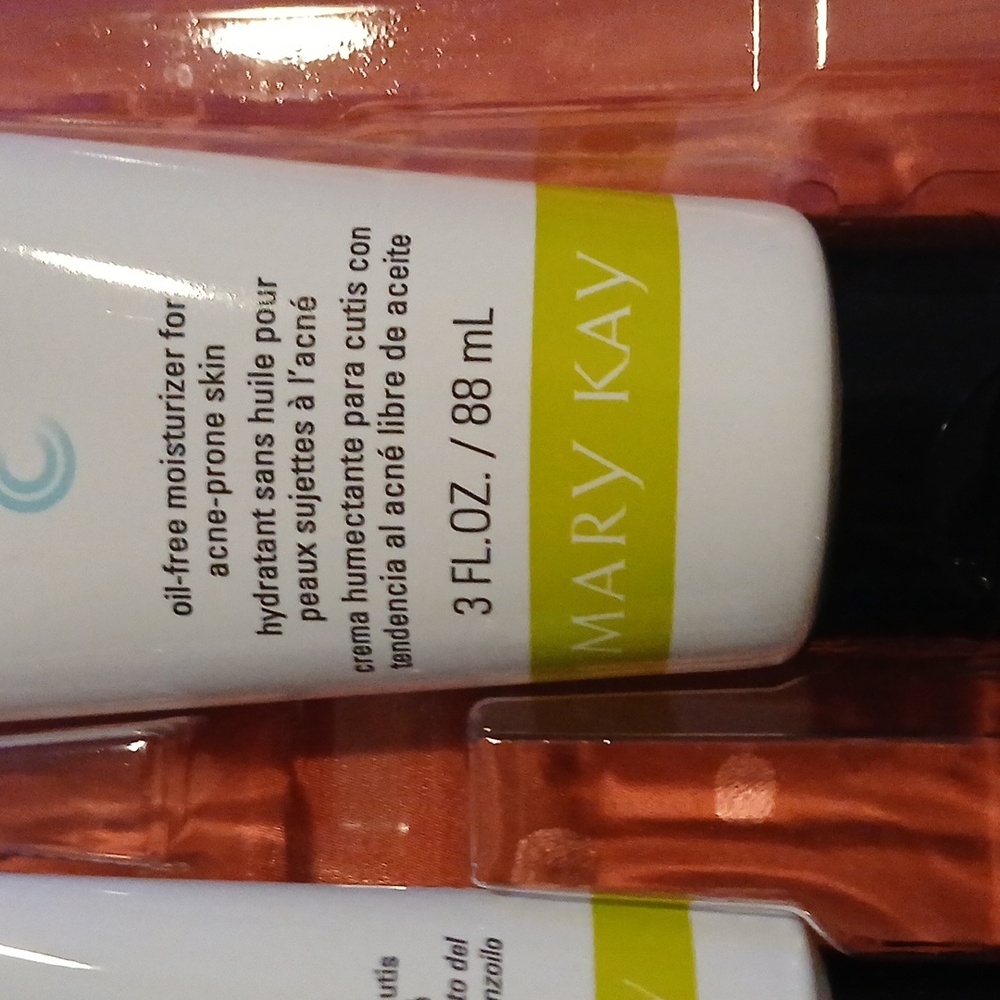 MK Clear Proof Acne System 4pc Set Exp. 01/28 - Picture 7 of 7
